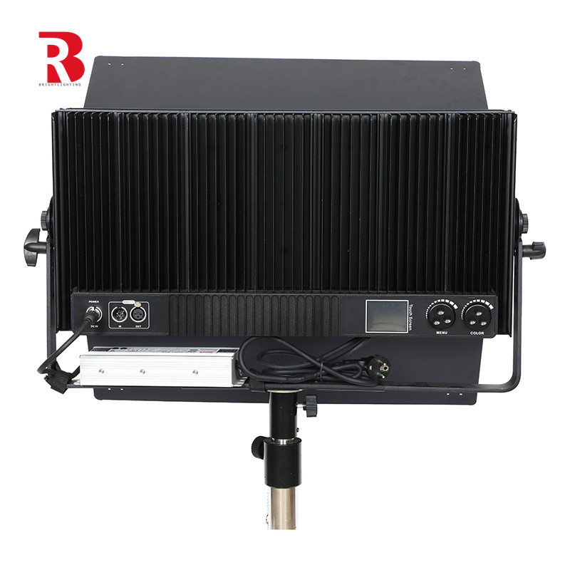 300W RGBYW Tam Renkli LED Stüdyo Sahne Işığı